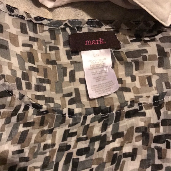 Top - Picture 2 of 2